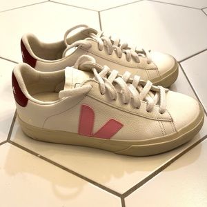 Veja Sneakers